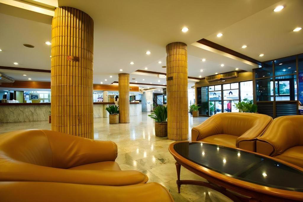 Nana Hotel Bangkok Exterior photo